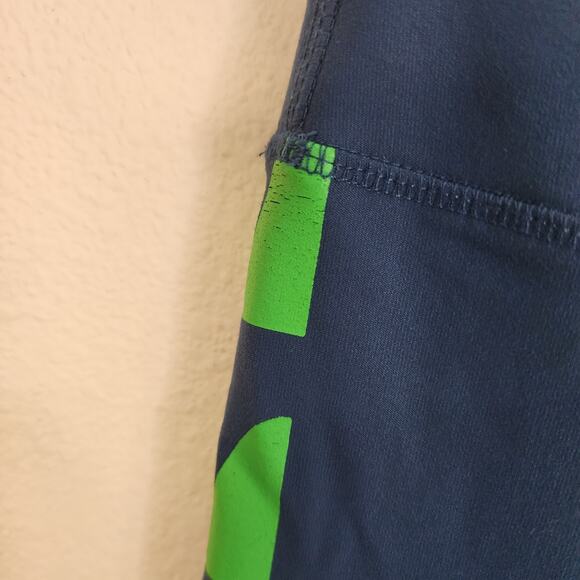 Game Changers Seattle Seahawks Women’s 2 Piece Jacket & Leggings Size Medium - Picture 12 of 13